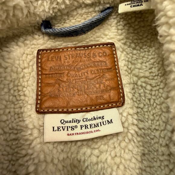 Levis Lengthened Sherpa Trucker Jacket Women's Large Blue Collared Denim Western - Picture 4 of 9